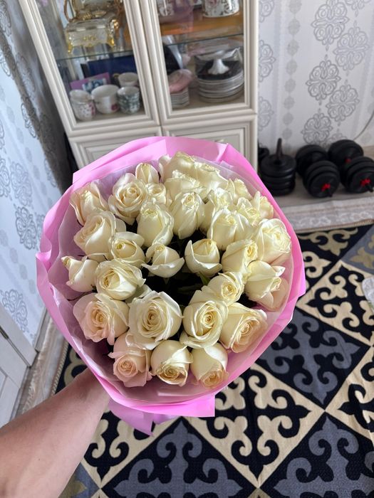 Гүл сатам кеше алдым