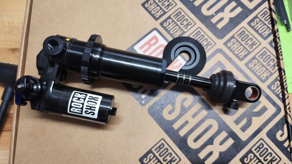Amortizor  Rock Shox Vivid Coil 205x65 NOU