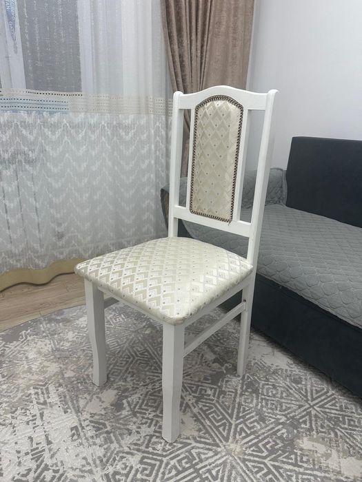 Декоративные стулья