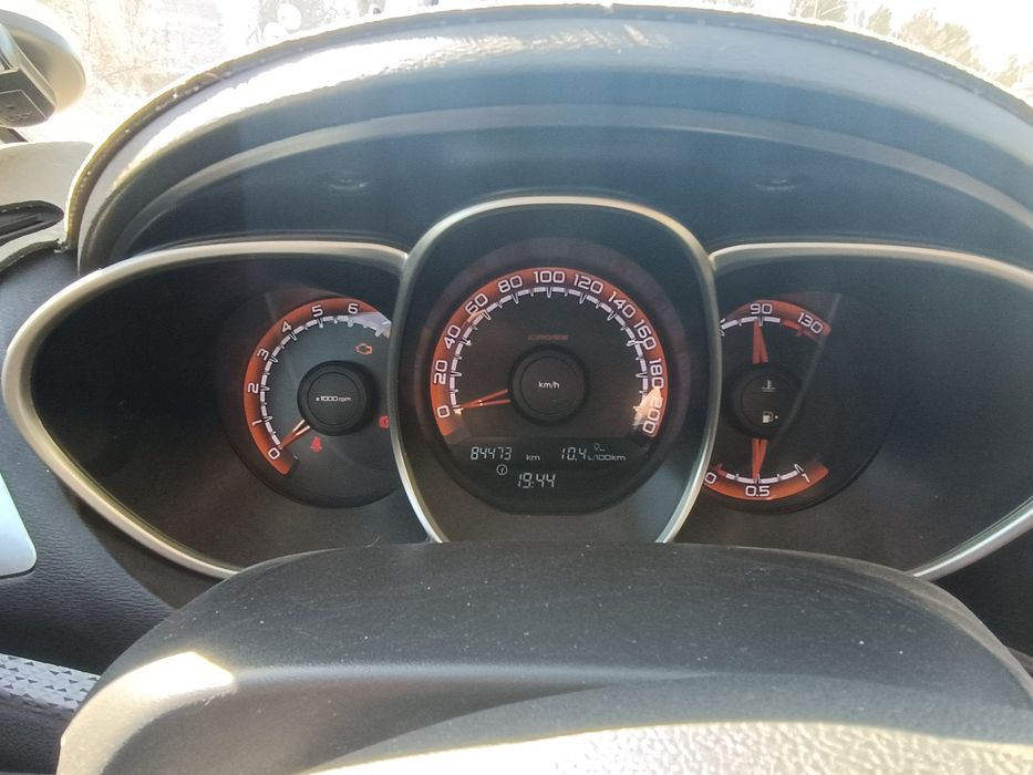 Продам Ладу Весту sw cross