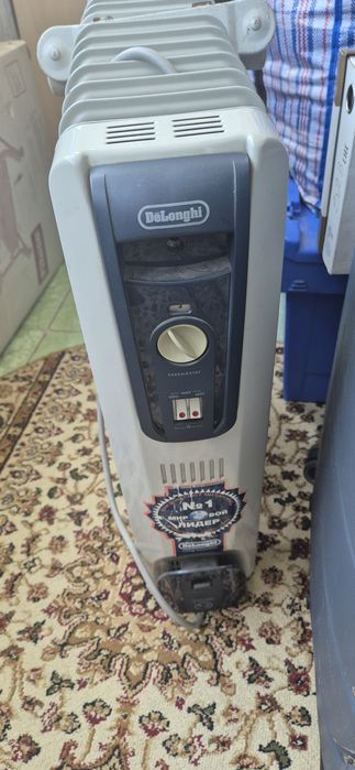 Срочно продается обогреватель DeLonghi