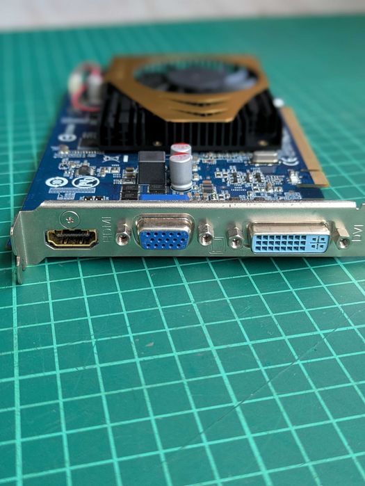 Placa video retro Gigabyte Radeon HD 4650 1GB PCIe