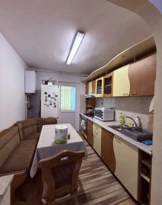 Persoana fizica inchiriez apartament cu 2 camere in Manastur