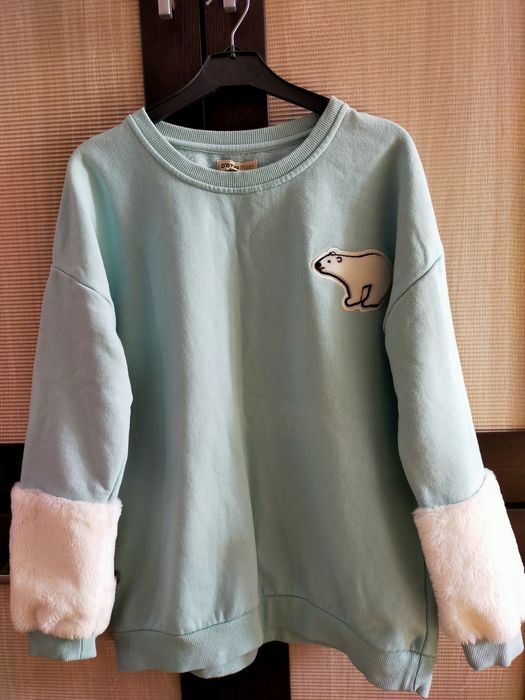 Продам свитшот Остин