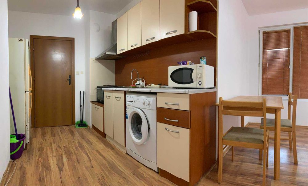 Дава се под наем Тристаен апартамент в Бургас, Възраждане - 105 кв.м за 114.75 € - Снимка #10