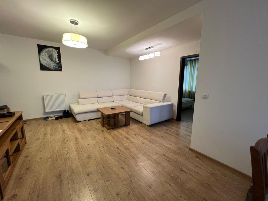 Apartament de inchiriat