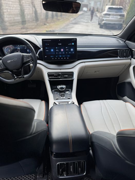 Byd song plus gibrid toza