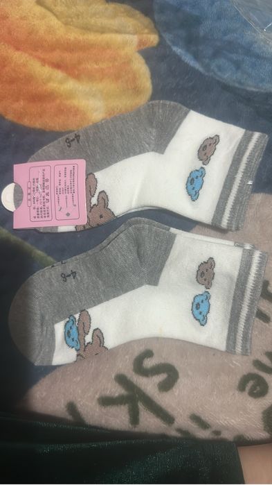 Продам новые носки