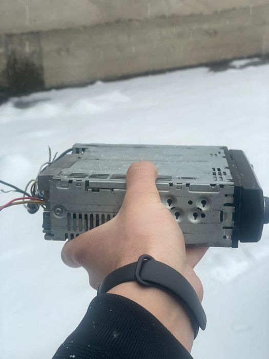 Продам автомагнитолу Pioneer Оригинал