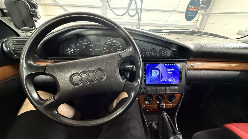Продам Audi 100 с4