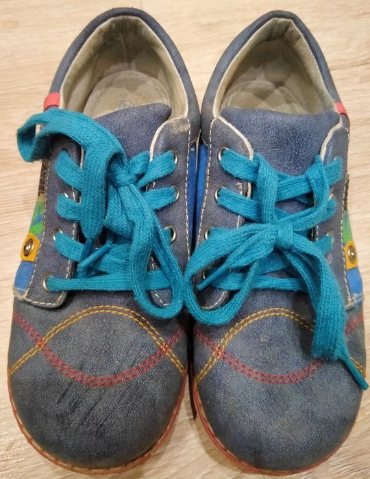 Обувь на мальчика.