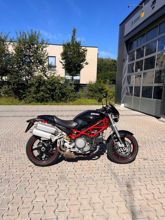 Ducati Monster s2r