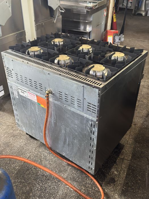 Професионална печка с фурна lincat 8kw на котлон