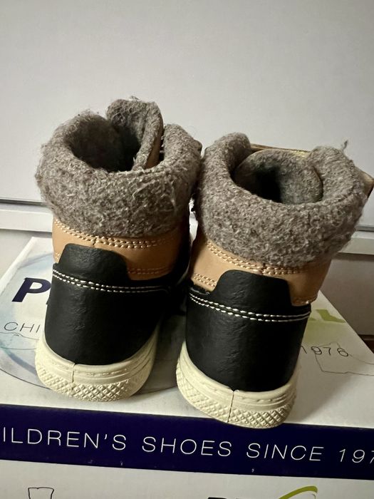 Зимни непромокаеми боти Primigi 26 номер