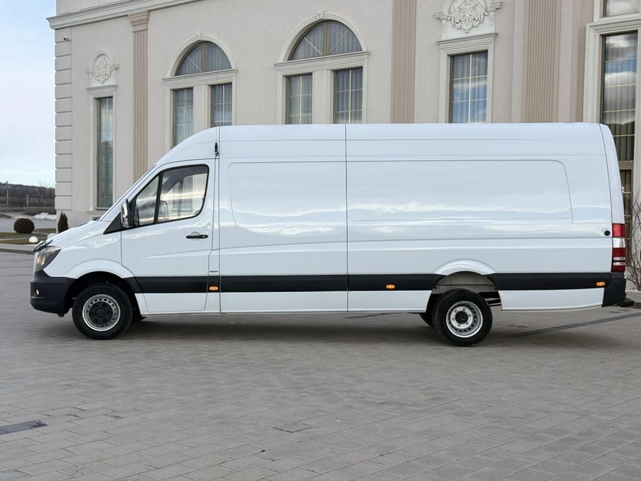 Mercedes sprinter 519 xxl  518 319,318iveco daily