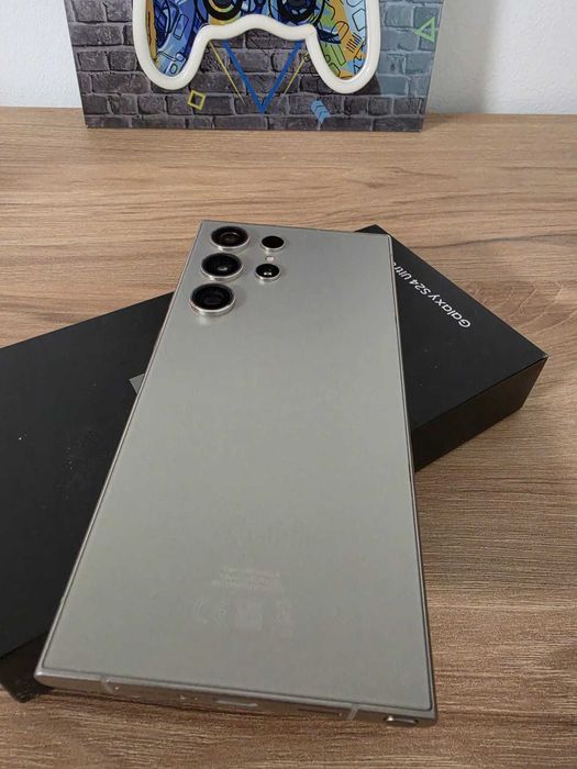 Samsung Galaxy S24 Ultra 256GB / 12GB RAM 5G Dual SIM – Titanium Grey