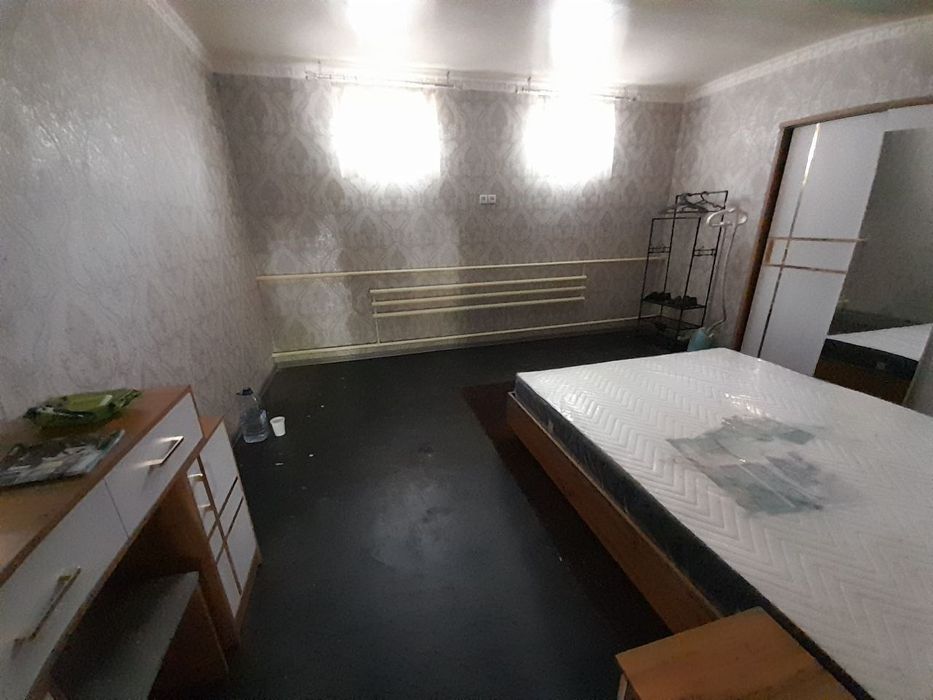 Xovli uy sotiladi