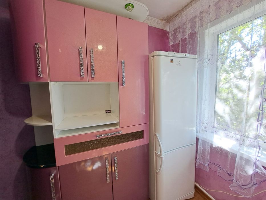 Сдам 2 комн на долгий срок.