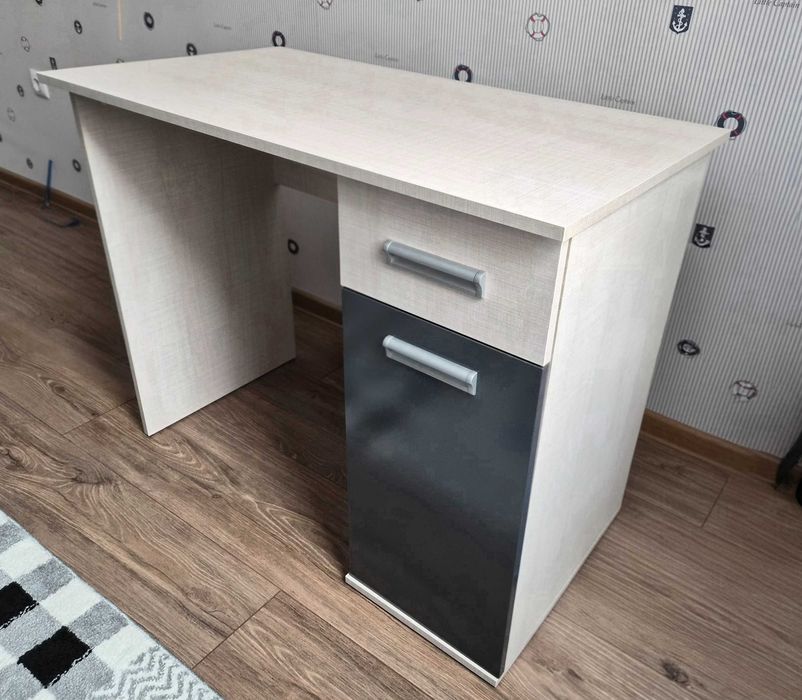 Ученическо бюро за детска стая