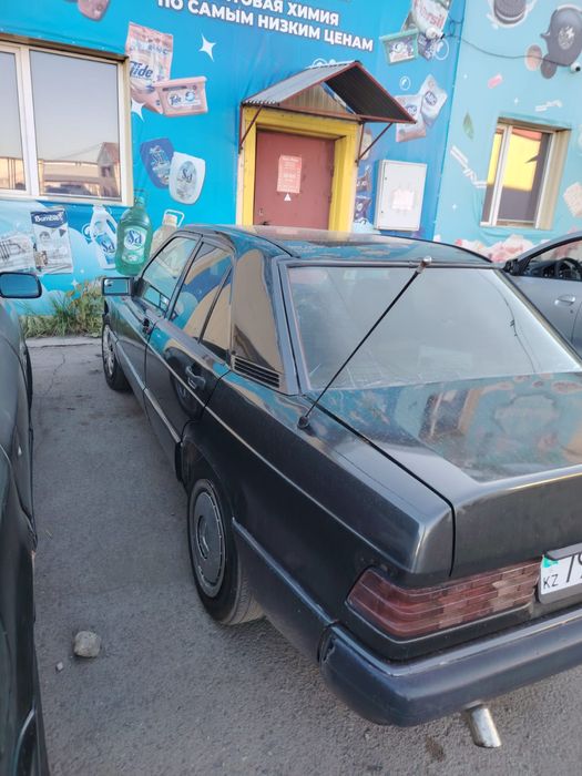 Продам срочно машину