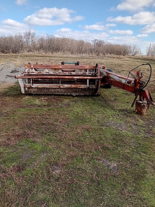 Продам косилку для уборки трав