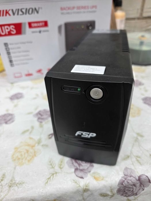 UPS бесперебойник 1000VA