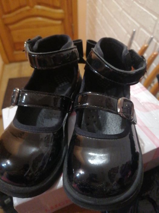 Шикарные туфли для девочки