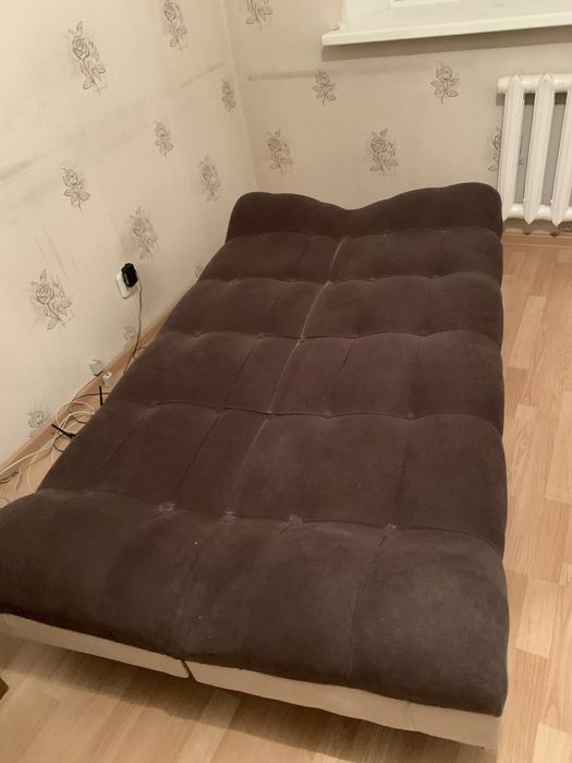 Продам диван раскладной (софа)