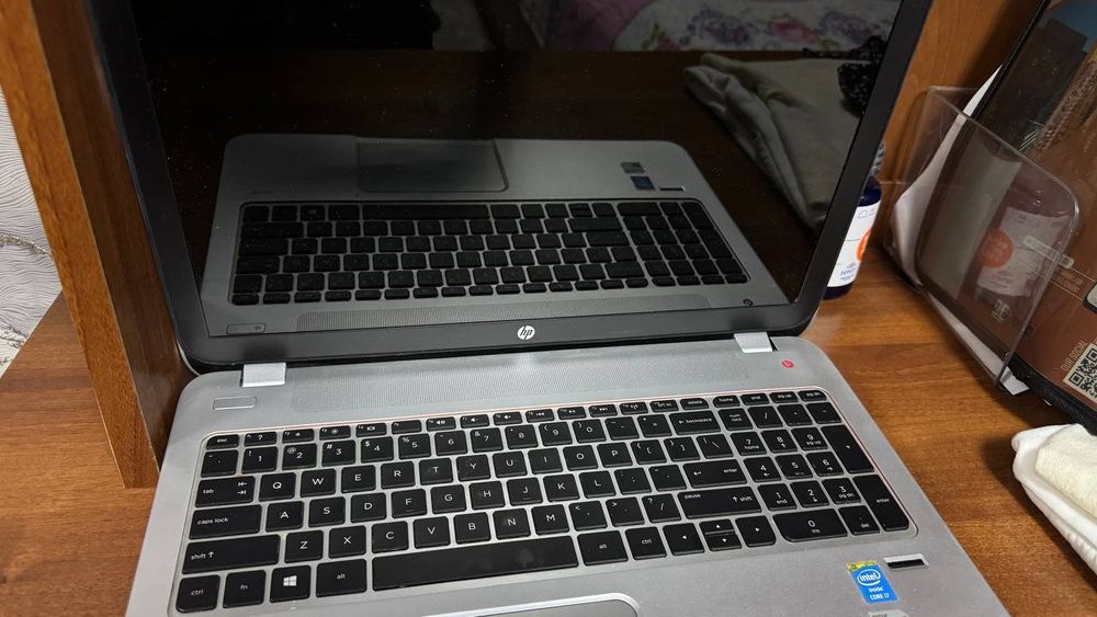 HP ENVY 15 Intel Core 17-4700MQ CPU 2.40GHz 8 GB RAM