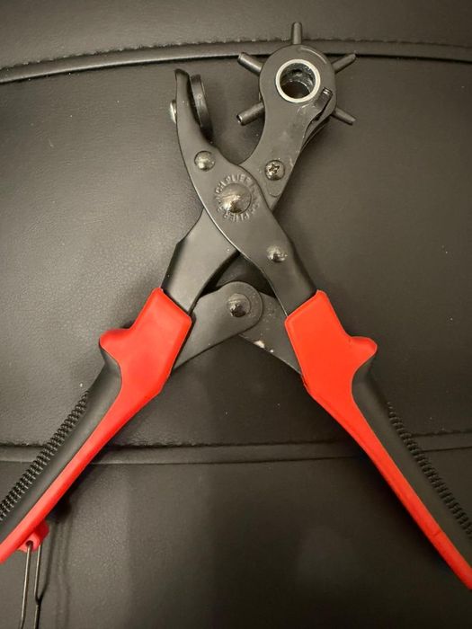 Пробойник для ремней итд