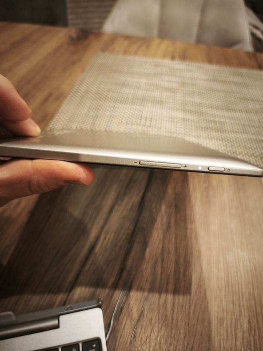 Лаптоп леново компютър lenovo tablet таблет Бланшет