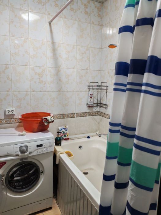 Сдаю квартиру  ! Юнусабад-11  2/2/4   ориентир Метро  м-н Хавас