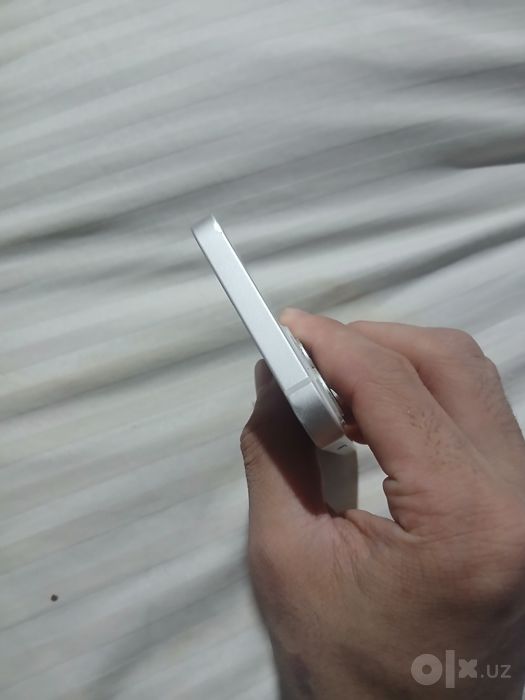Iphone 13 sotiladi