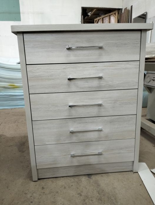 Продаётся комоды  по доступным ценам ценам