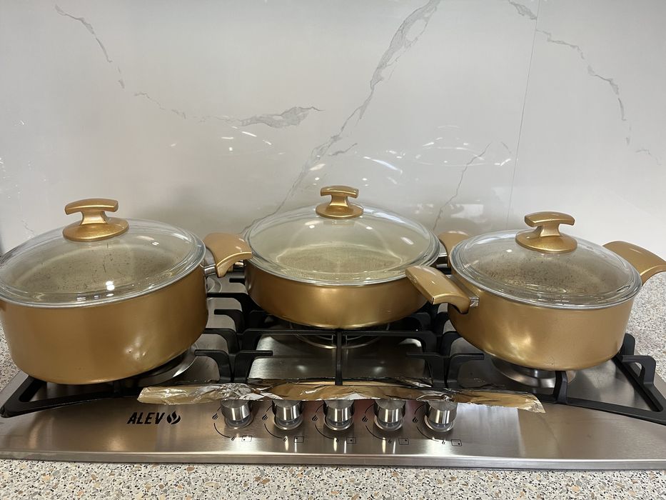 Продам наборы кастрюль