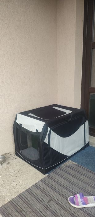 Adăpost pentru animale de companie . Aproape nou