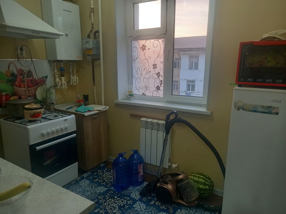 Квартира 1 комнатный сатылады,27 мкр.