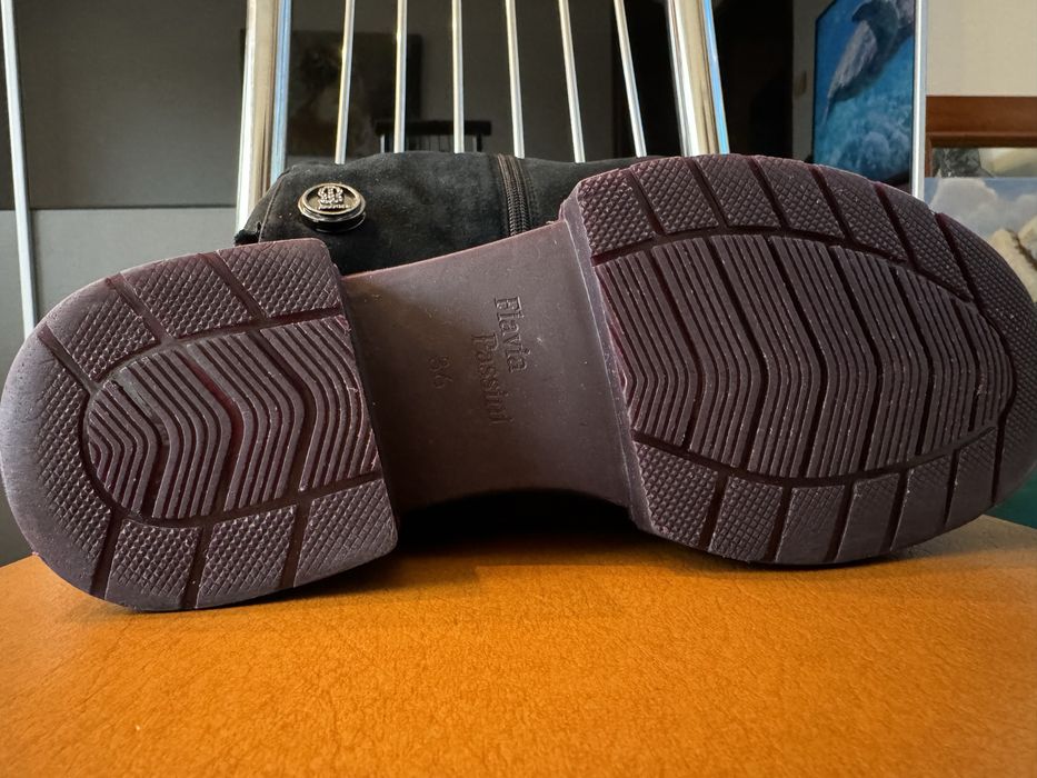 Cizme Flavia Passini negre piele intoarsa