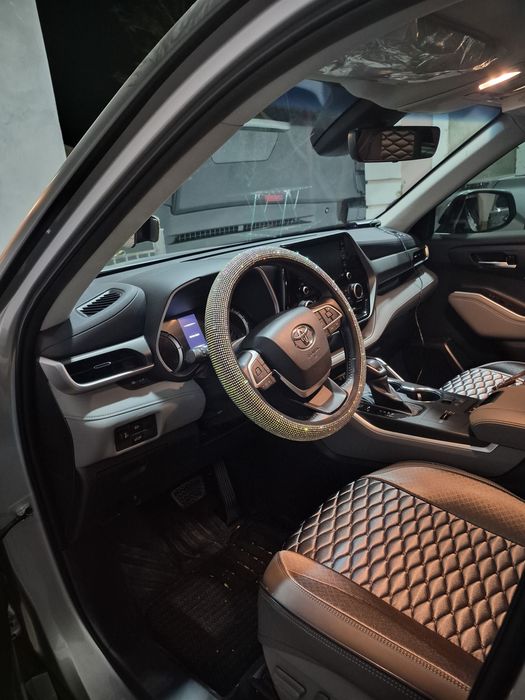 Продается Тайота Хайландер