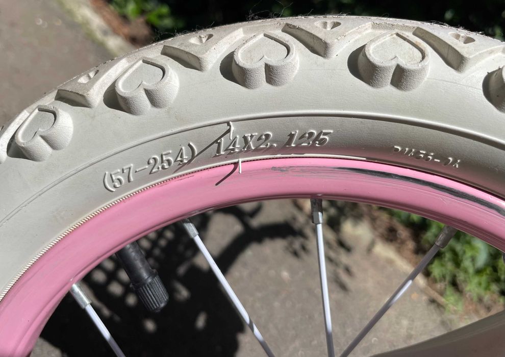 Bicicletă Copii / Fete ROYAL BABY STAR GIRL, Roți 14 inch - Stare Excelentă