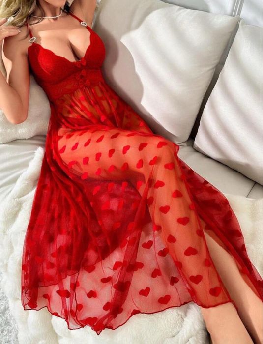 Пеньюары все цветы есть