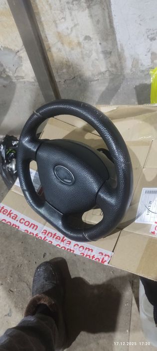 Продам руль подходит на 14