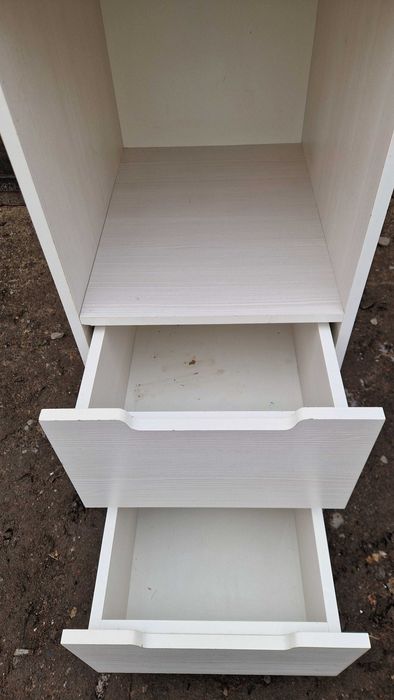 Продам шкафчик//