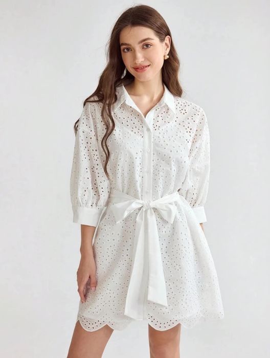 Рокля с английска бродерия