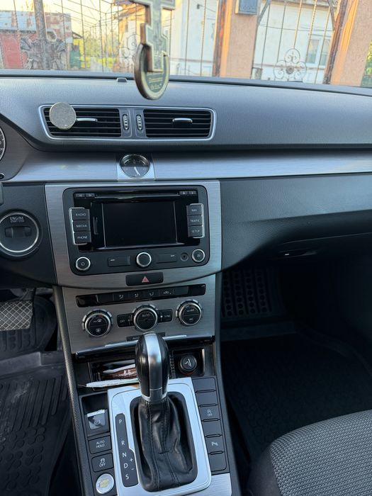 Volkswagen Passat R line 2015