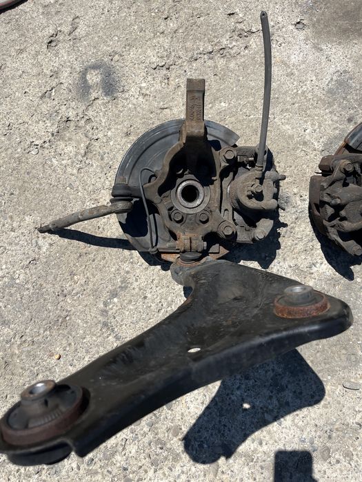 Amortizor / Telescop / Fuzeta / Fuzete / Brat bascula Nissan Juke