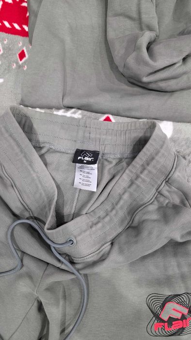 Мъжки екип Flair р-р М като нов