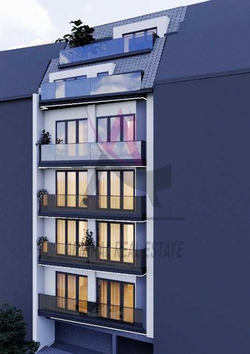 Продава се Четиристаен апартамент в Варна, Цветен квартал - 140 кв.м за 1798 €/кв.м - Снимка #1