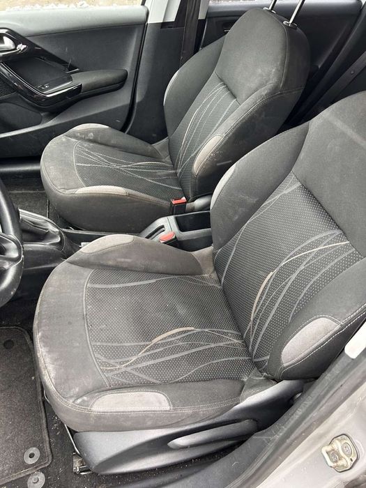 Peugeot 208 1.2VTI/82hp/2013г.На части