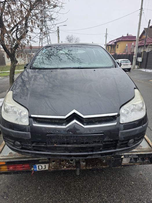 Dezmembrez Citroen c5  2.0 hdi